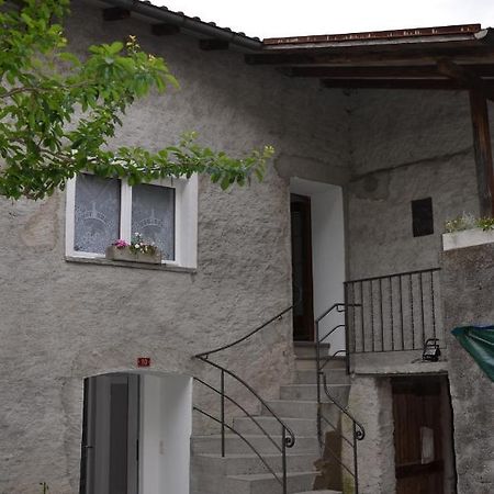 Ca Da La Nona Hotel Cavigliano ภายนอก รูปภาพ
